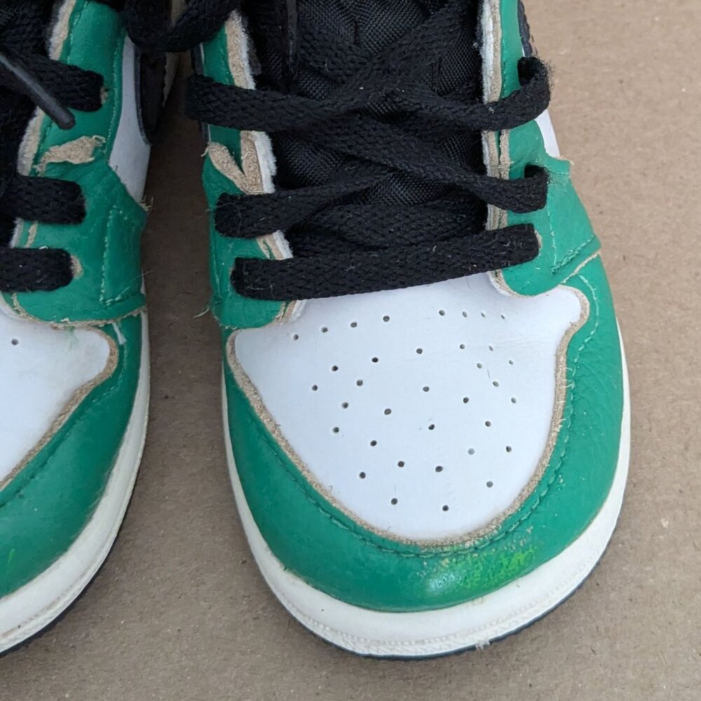 Jordan Nike Kids Air Jordan 1 Retro High OG "Lucky Green" sneakers Size 7 - Picture 7 of 14
